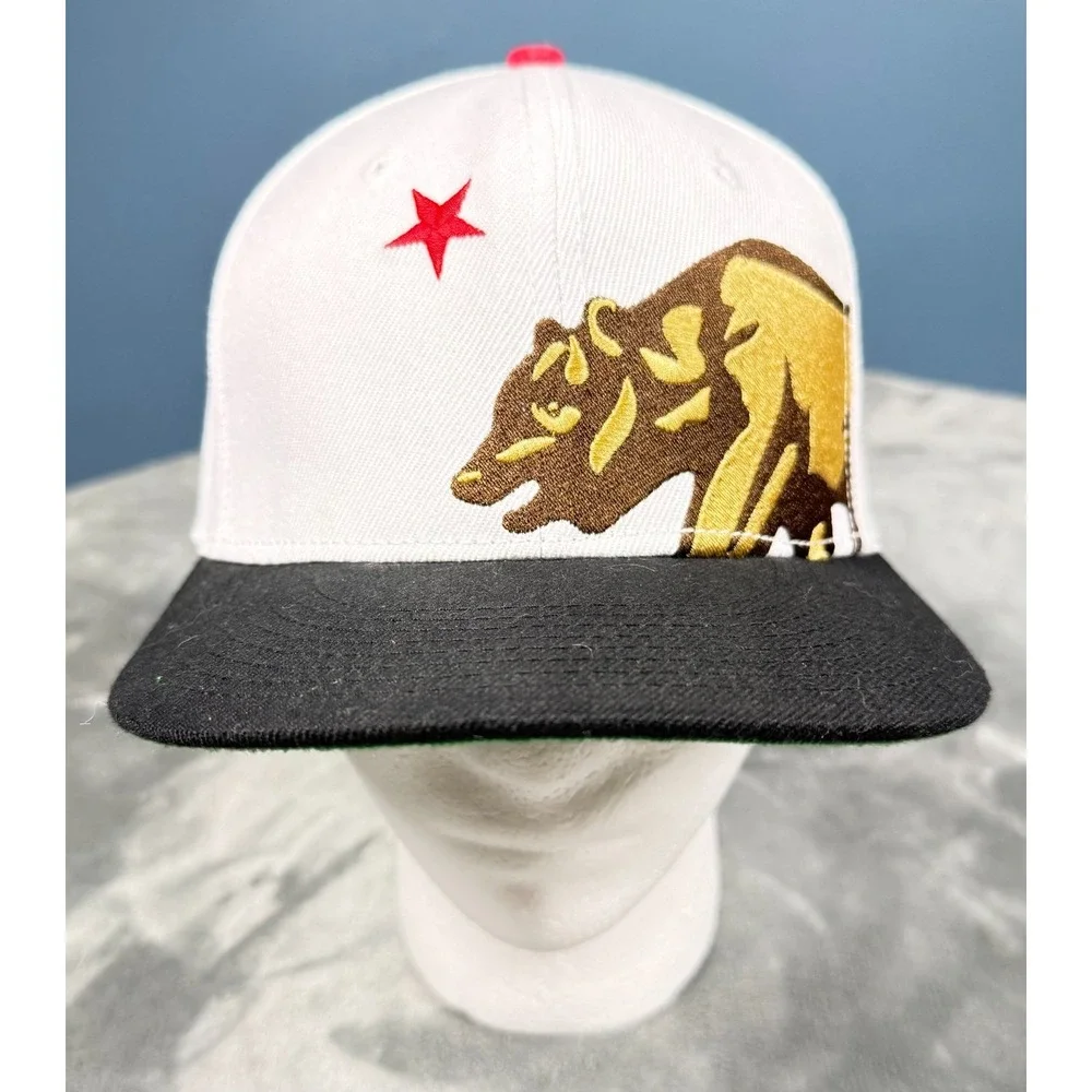 Dissizit California Bear Snapback Hat Mens White Black Red Star